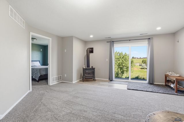 2414 WINDMILL DR, Spearfish, SD 57783