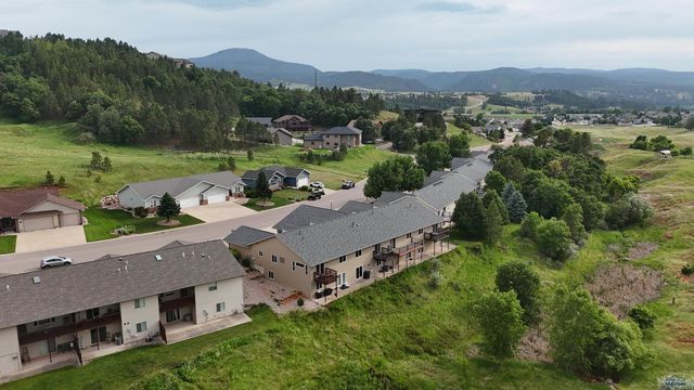 2414 WINDMILL DR, Spearfish, SD 57783