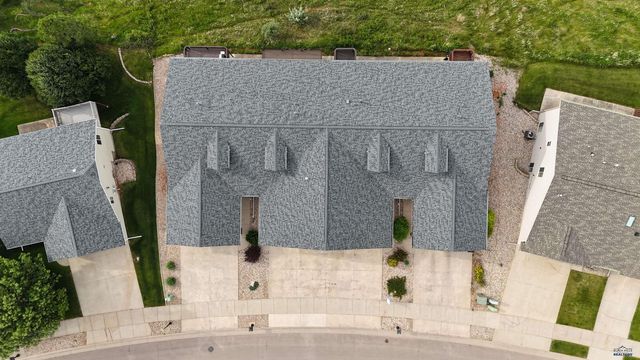 2414 WINDMILL DR, Spearfish, SD 57783