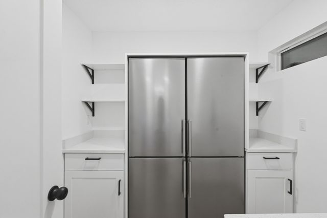 811 Lamp Post Circle SE, Albuquerque, NM 87123