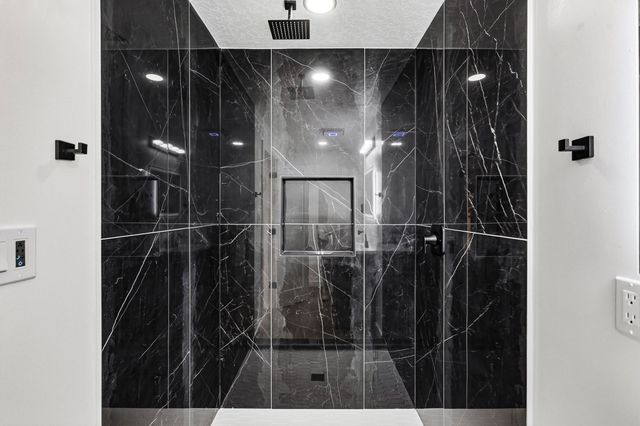 811 Lamp Post Circle SE, Albuquerque, NM 87123