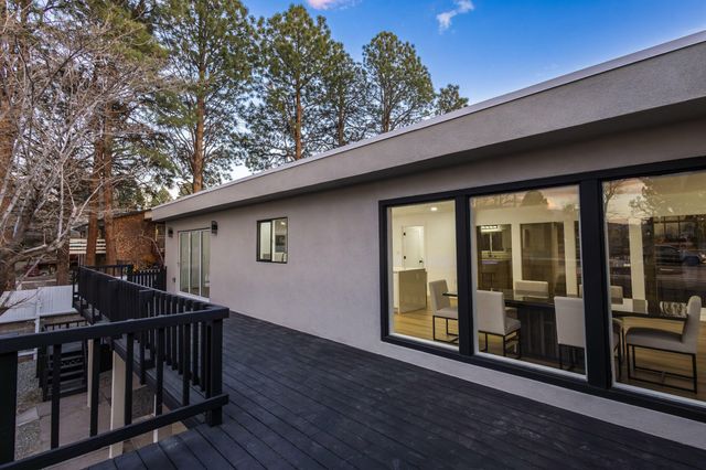 811 Lamp Post Circle SE, Albuquerque, NM 87123