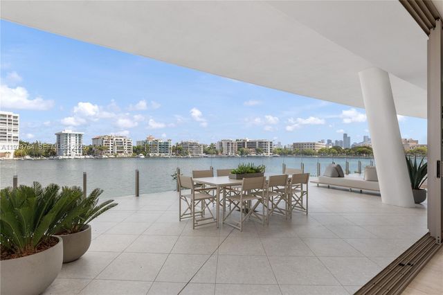 5 Grove Isle Drive S201, Miami, FL 33133
