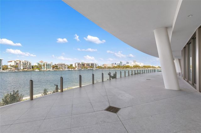 5 Grove Isle Drive S201, Miami, FL 33133