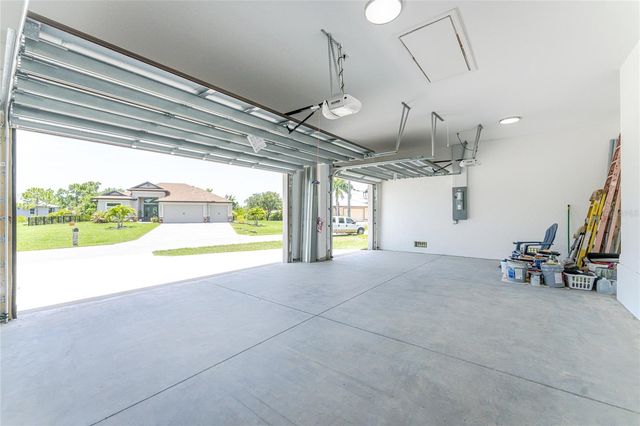 9590 HONEYMOON DRIVE, Port Charlotte, FL 33981
