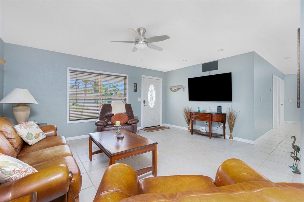 Image 8 of property listing at 18654 KERRVILLE CIRCLE, Port Charlotte, FL 33948