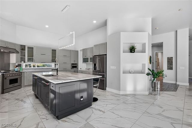 15960 Old Wedgewood CT, Fort Myers, FL 33908