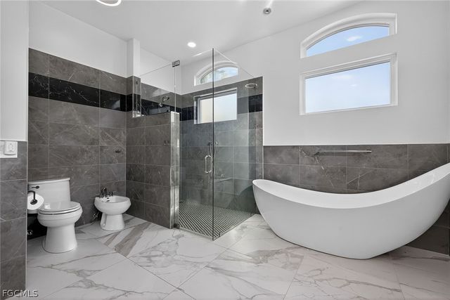 15960 Old Wedgewood CT, Fort Myers, FL 33908