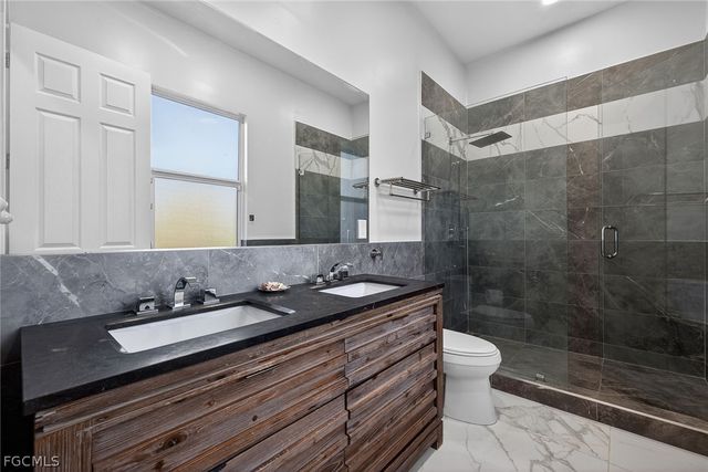 15960 Old Wedgewood CT, Fort Myers, FL 33908