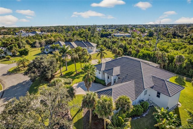 15960 Old Wedgewood CT, Fort Myers, FL 33908