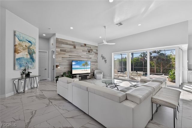 15960 Old Wedgewood CT, Fort Myers, FL 33908