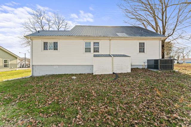 922 Trail St, Woodbury, TN 37190