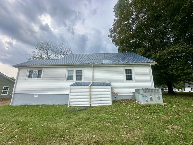 922 Trail St, Woodbury, TN 37190