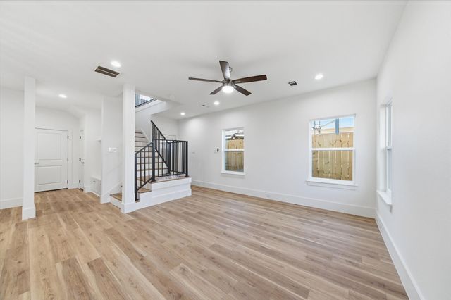 6511 Narcissus Street A, Houston, TX 77087