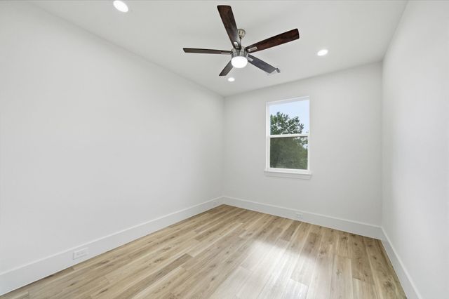 6511 Narcissus Street A, Houston, TX 77087