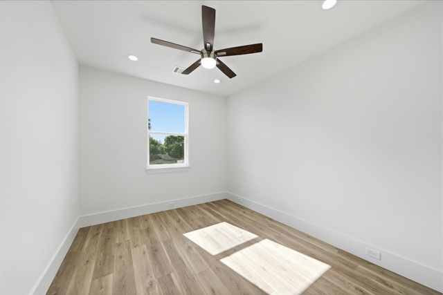 6511 Narcissus Street A, Houston, TX 77087