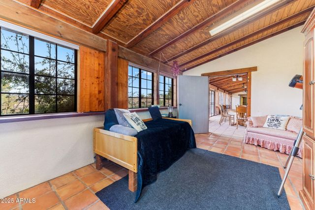 1 N Pinto Trail, Sonoita, AZ 85637