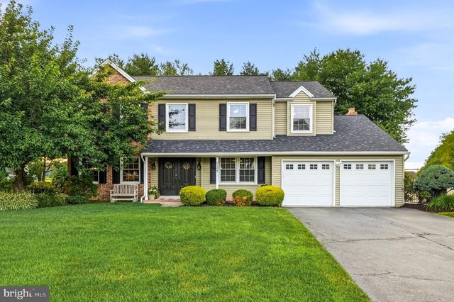 2134 W WELLINGTON RD, Newtown, PA 18940