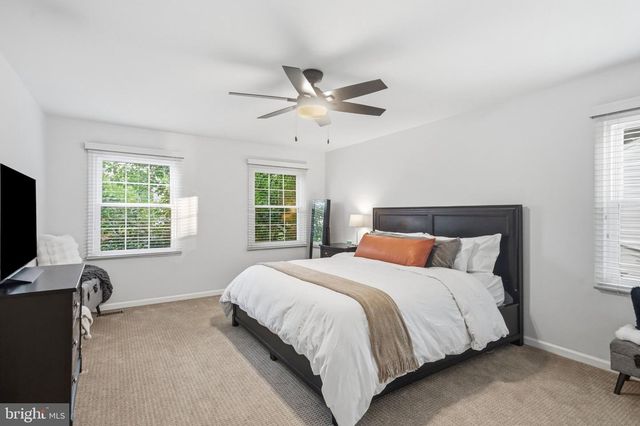2134 W WELLINGTON RD, Newtown, PA 18940