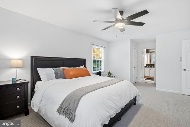 2134 W WELLINGTON RD, Newtown, PA 18940