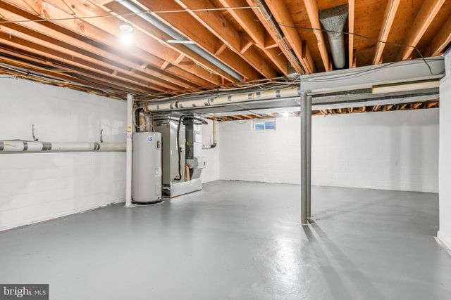 2134 W WELLINGTON RD, Newtown, PA 18940