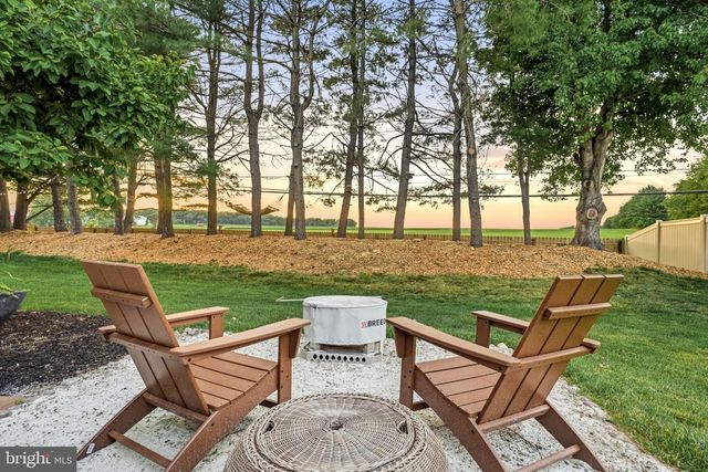 2134 W WELLINGTON RD, Newtown, PA 18940