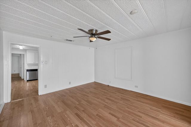620 W Main Street, Crowley, TX 76036