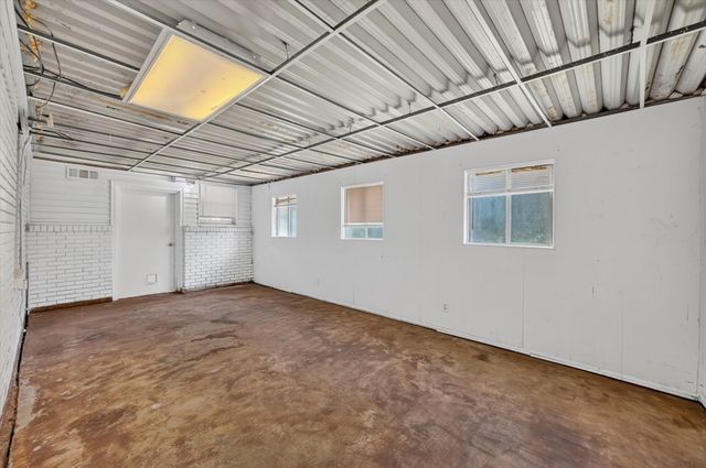 620 W Main Street, Crowley, TX 76036