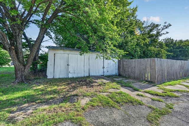 620 W Main Street, Crowley, TX 76036