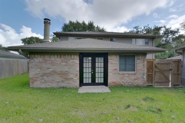 2307 Hilton Head Drive, Missouri City, TX 77459