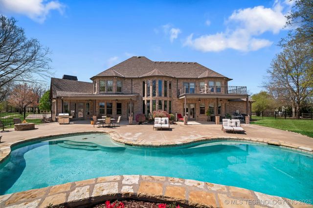 9931 N Chadford Road, Owasso, OK 74055