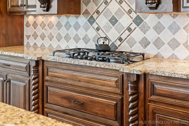 9931 N Chadford Road, Owasso, OK 74055