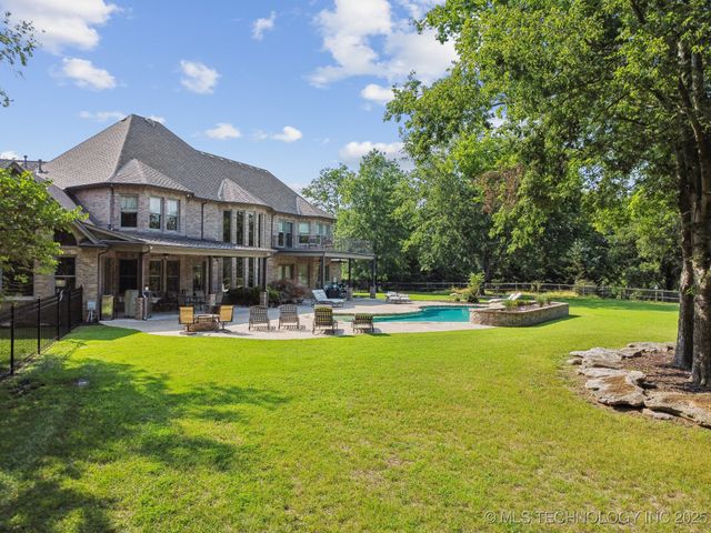 9931 N Chadford Road, Owasso, OK 74055