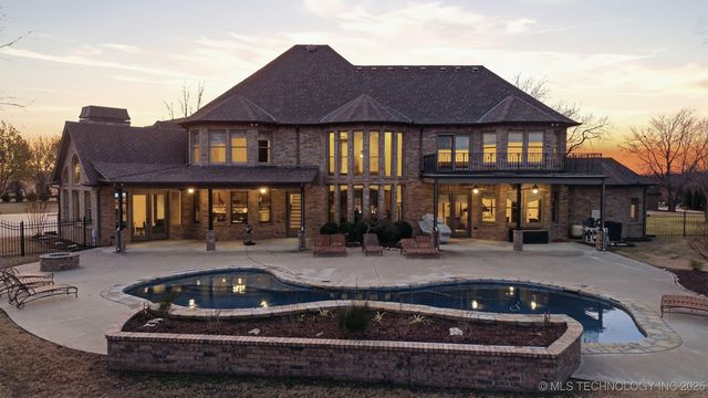 9931 N Chadford Road, Owasso, OK 74055