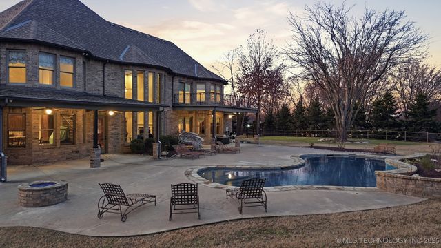 9931 N Chadford Road, Owasso, OK 74055