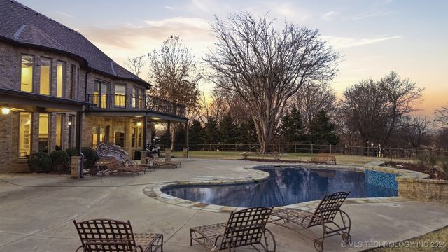 9931 N Chadford Road, Owasso, OK 74055