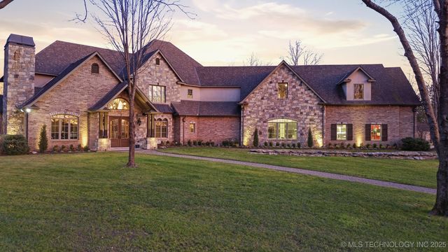 9931 N Chadford Road, Owasso, OK 74055