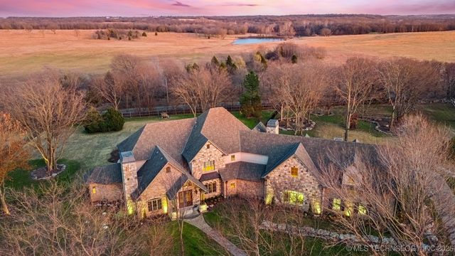 9931 N Chadford Road, Owasso, OK 74055