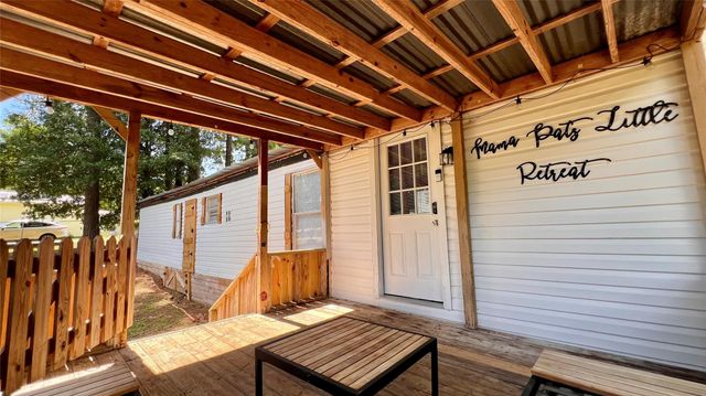 14419 W Lee Shore Drive, Willis, TX 77318