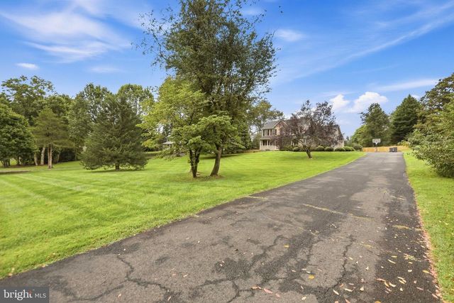 5975 WHIPPOORWILL DR, Warrenton, VA 20187
