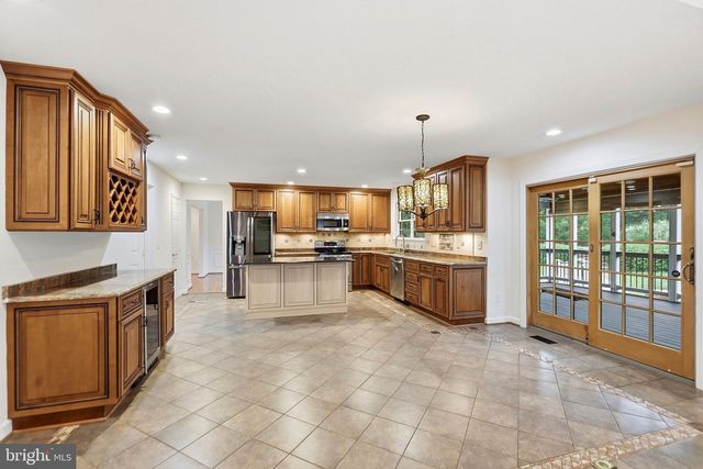 5975 WHIPPOORWILL DR, Warrenton, VA 20187