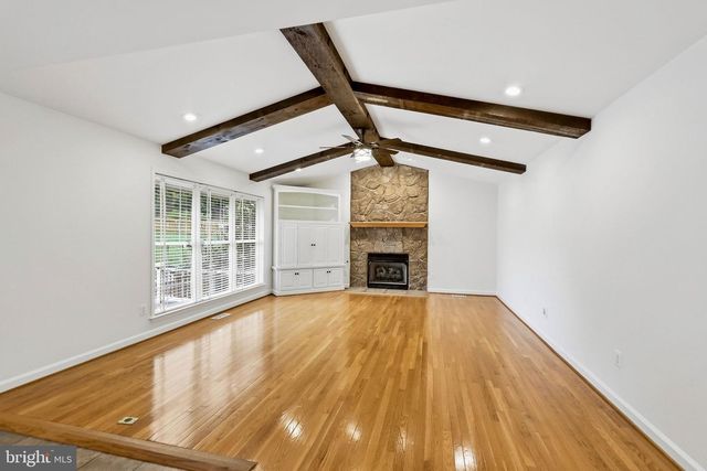 5975 WHIPPOORWILL DR, Warrenton, VA 20187