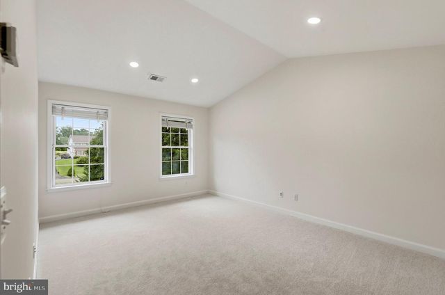 5975 WHIPPOORWILL DR, Warrenton, VA 20187