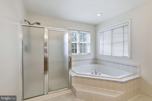 5975 WHIPPOORWILL DR, Warrenton, VA 20187