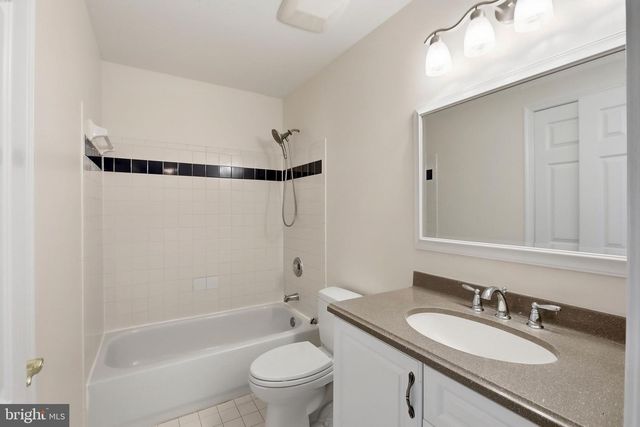 5975 WHIPPOORWILL DR, Warrenton, VA 20187