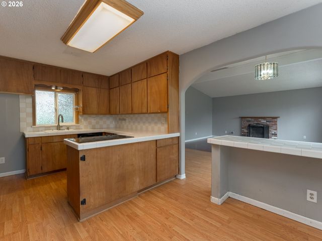 2024 Ne POYNTER St, Hillsboro, OR 97124