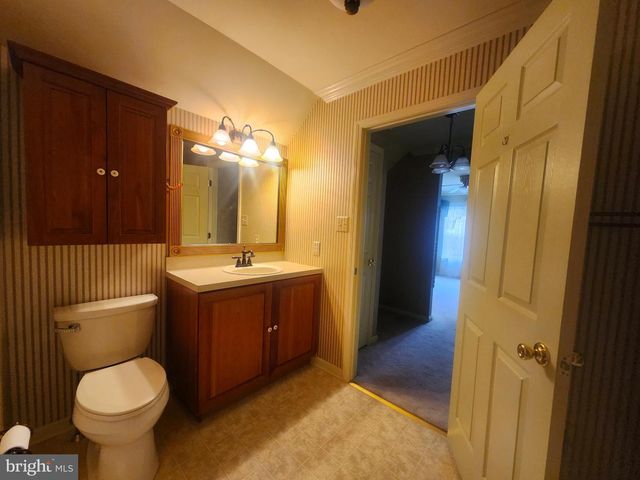 105 LIBERTY DR, Bensalem, PA 19020