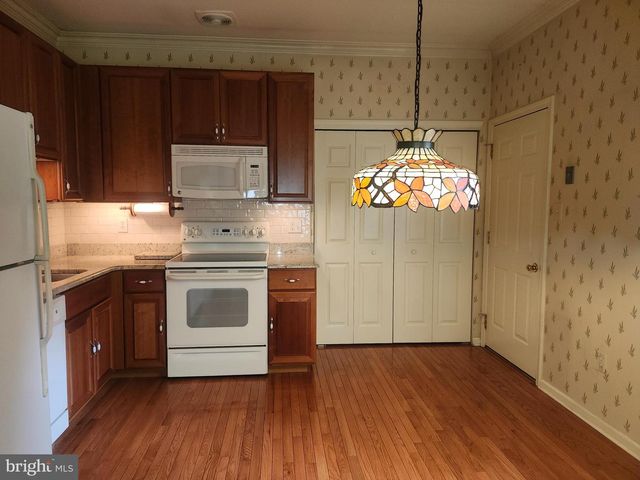 105 LIBERTY DR, Bensalem, PA 19020