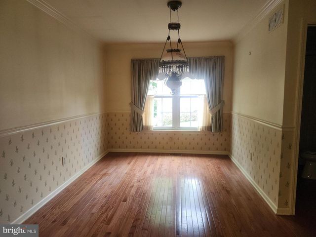 105 LIBERTY DR, Bensalem, PA 19020