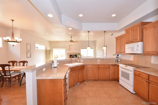 13688 Paradise Villas Grove, Colorado Springs, CO 80921